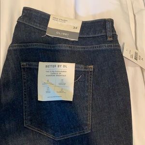 DL1961 nwt coco straight jeans